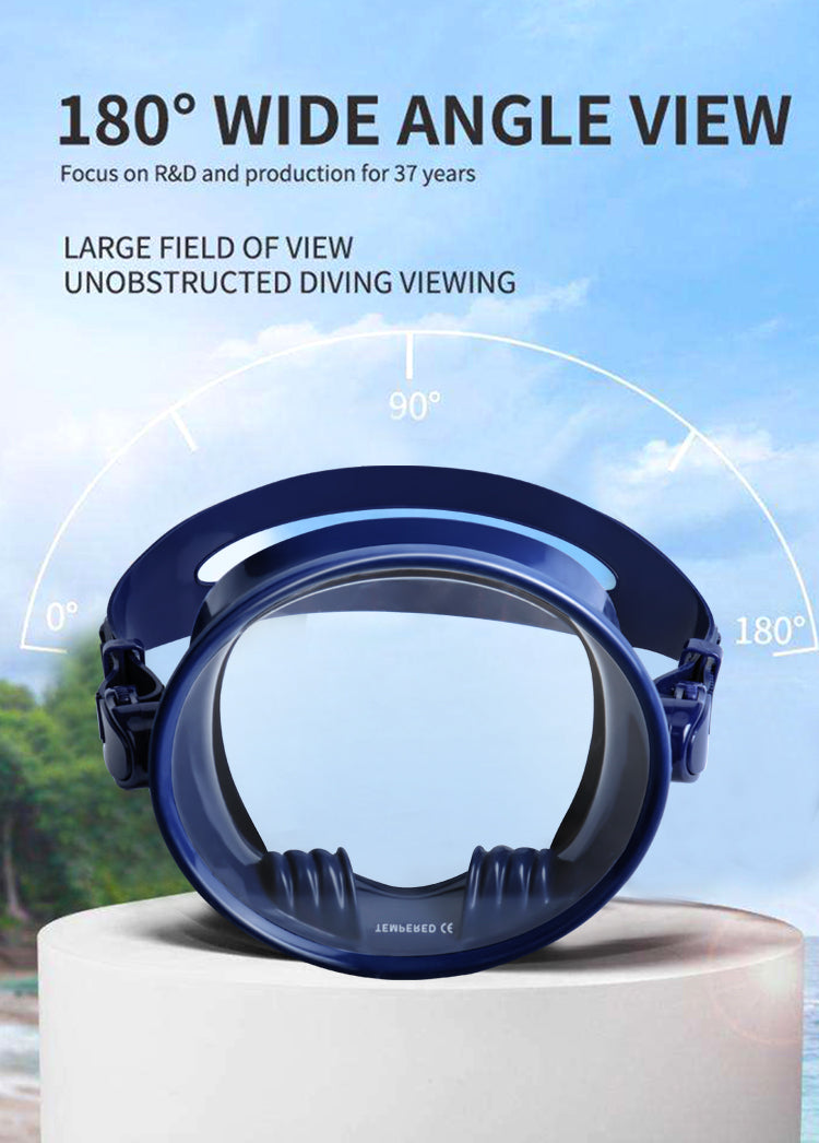 Oval diving mask